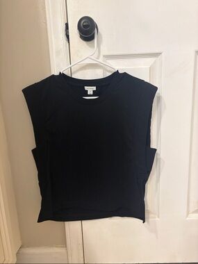 Cuyana Black Muscle Tank with Structured Shoulders